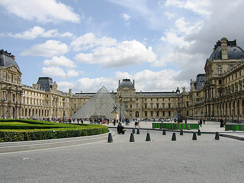 Louvre mit Pyramide - Ile de France - Paris (Paris)